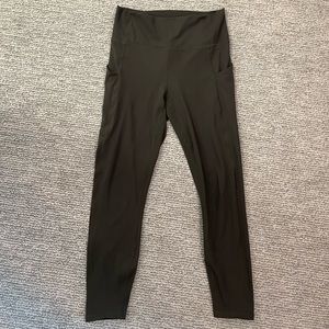 Fabletics Oasis PureLuxe High-Waisted 7/8 Legging